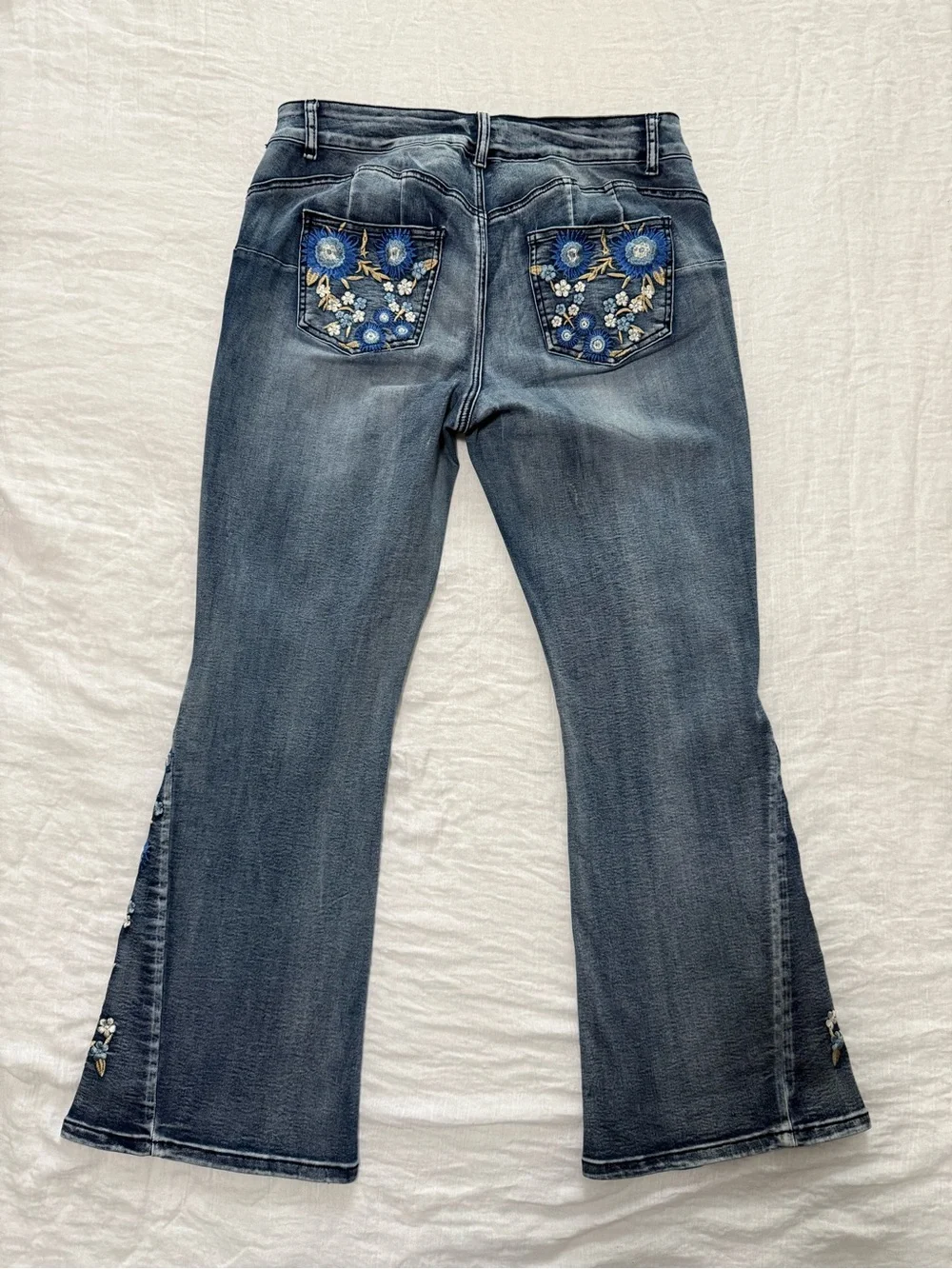 Fire & Rain Embroidered Flare Jeans 14 Boho Western Floral Denim